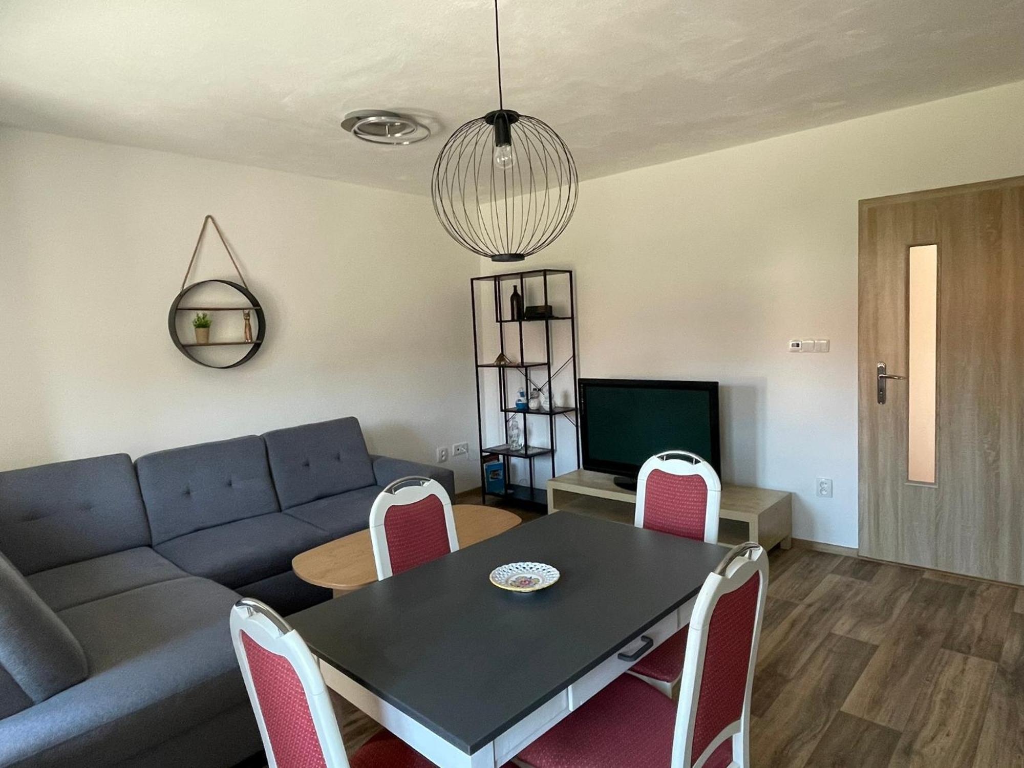 Apartman U Velke Brany Jemnice Eksteriør billede